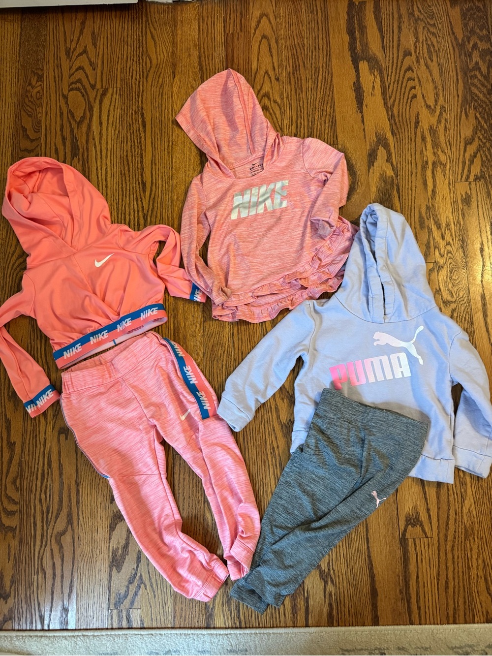 Sporty Girl Clothing Bundle Nike & Puma 2T - Picture 1 of 5